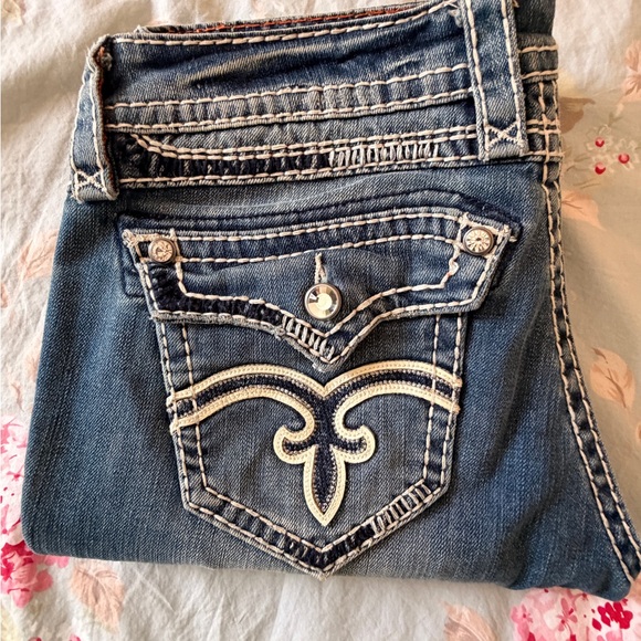 Rock Revival Distressed Blue Embroidered Back Pocket Jeans “Elena” skinny - Picture 2 of 16